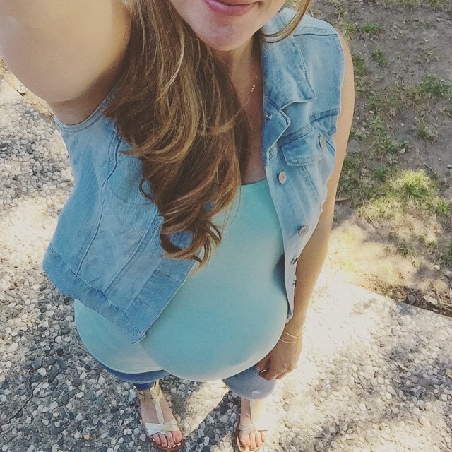 Dressing_the_bump__or_basketball__in_denim_on_denim_and_the_most_comfy_sandals_from__mattbernson.___babybump__maternitystyle__pregnancystyle__aagbaby3