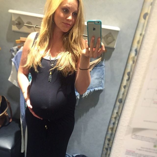 Loving_the_under-belly_tassels_on_this__rachelzoe_maternity_dress_from__apeainthepodmaternity___And_it_s_SO_comfy_and_stretchy.___peamatstyle__35weeks__5togo