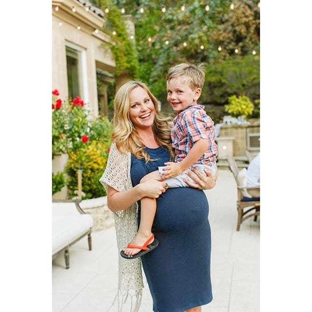 Love_these_2___Less_than_a_week_and_I_ll_be_holding_them_both_____photo_by__jenniferskog__www.liketk.it1FLvm__liketkit
