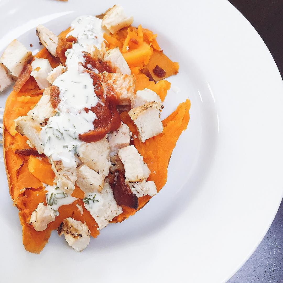 Lunch._Chicken__enchilada_sauce__on_the_blog